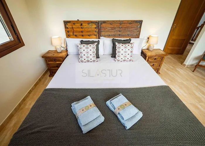 Casina De By Silastur Арроэс